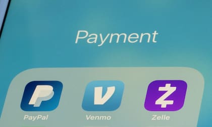 Zelle es un sistema de pago electrónico estadounidense propiedad de Early Warning Services, una empresa privada de servicios financieros