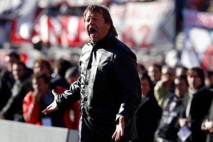El ‘Ruso’ Zielinski, entrenador de Atlético Tucumán, describió cómo cambió la profesión de un tiempo a esta parte.