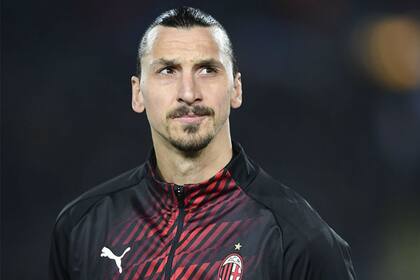 Zlatan dio positivo de Covid-19