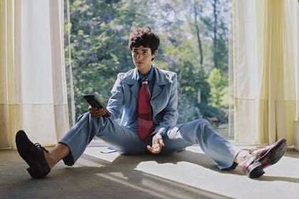 Zoe Gotusso: nuevo look, nueva etapa como cantautora