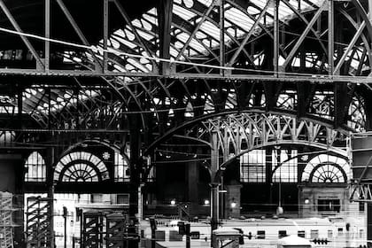 Zona de andenes, con la estructura de hierro (1925).