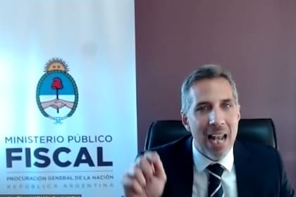 El fiscal Diego Luciani, durante su alegato en la causa Vialidad
