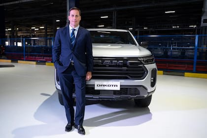 Zuppi durante el último lanzamiento de la RAM Dakota, que se produce en Córdoba