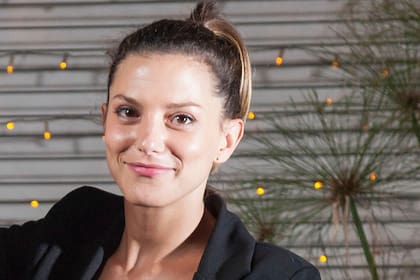 «La alegría se me sale del cuerpo, no entra, mejor no puedo estar», dice Manuela sobre su feliz presente