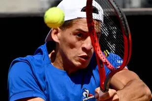 El argentino Sebastián Báez venció al español Alejandro Davidovich Fokina y avanzó a los cuartos de final del ATP de Bastad.
