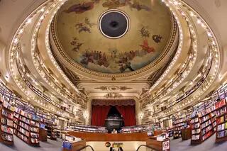 Carlos Gardel, Mirtha Legrand y todo el esplendor detrás del Grand Splendid, una de las librerías más lindas del mundo