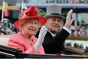 Isabel II y el duque Felipe de Edimburgo