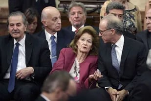 Casal, junto a los jueces de la Corte Suprema, en la apertura de sesiones ordinarias del Congreso de 2019