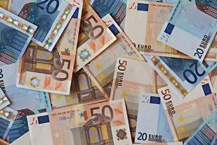 Euro hoy en Argentina: a cuánto cotiza el martes 24 de enero