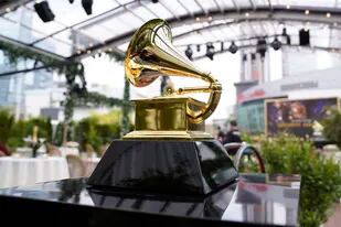 El famoso gramófono dorado que se llevan los ganadores de los Grammys
