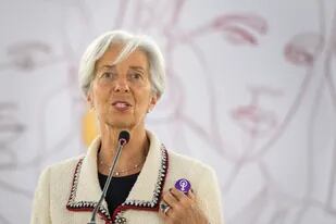 Lagarde se adhirió a la huelga suiza a nivel por paridad salarial durante su discurso en la Conferencia Internacional del Trabajo de la OIT.