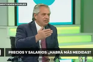 Alberto Fernández dio una entrevista a la TV Pública en la que habló de "diablos" que aumentan los precios