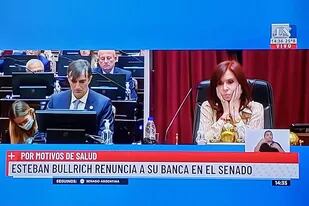 Cristina Kirchner visiblemente conmovida ante el discurso de Esteban Bullrich