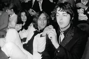 Yoko Ono y Paul McCartney recordaron a John Lennon en las redes