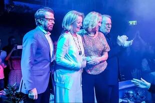 Ante un trágico episodio,  Bjorn Ulvaeus, Agnetha Faltskog, Benny Andersson y Anni-Frid Lyngstad, más conocidos como ABBA, decidieron suspender la promoción de su nuevo álbum