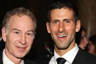 Dos leyendas del tenis: John McEnroe y Novak Djokovic